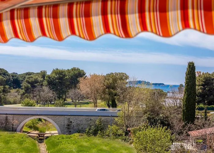 Apartment Vito With Sea View